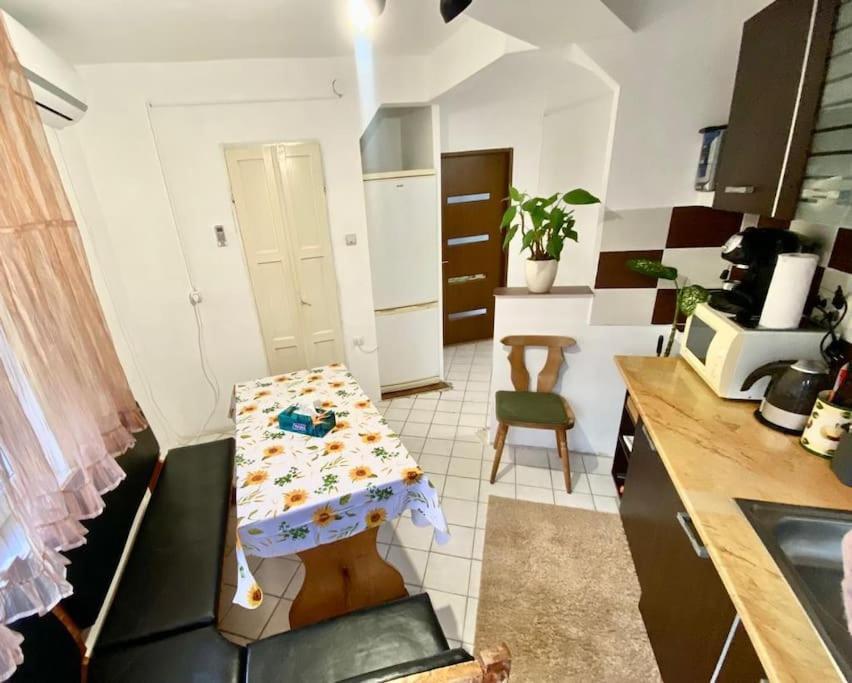 Apartament 2 Camere Oradea Exterior foto
